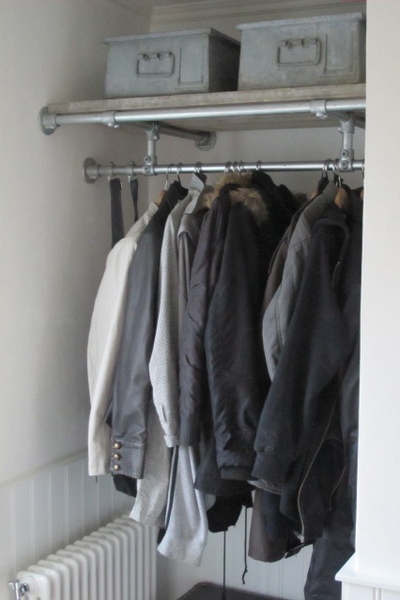 5 Tips For Better Closet Management With Industrial Pipe