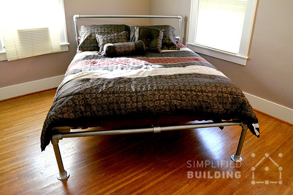 47 Diy Bed Frame Ideas Built With Pipe, Cool Bed Frames Queen