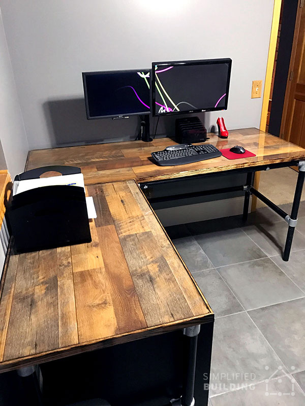 Diy Laminate Flooring Table Top Desk, Using Laminate Flooring For Shelves