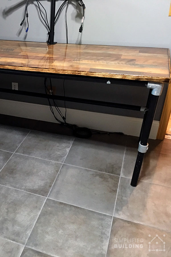 Diy Laminate Flooring Table Top Desk, Table Top From Hardwood Flooring
