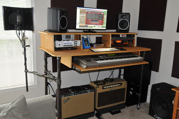Rolling Recording Desk with Microphone Stand