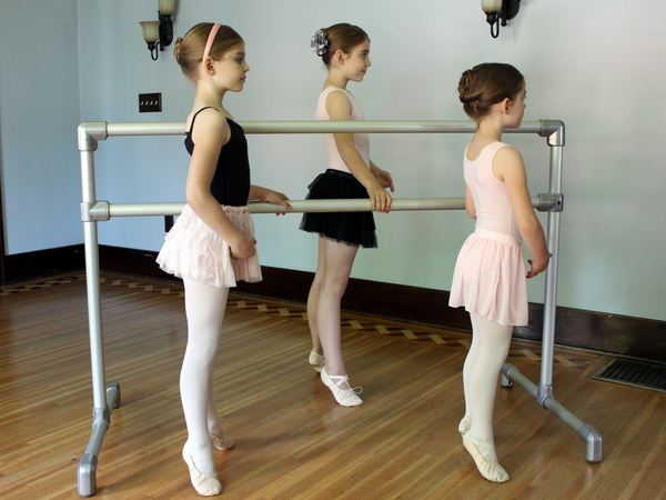 DIY Freestanding Ballet Barre